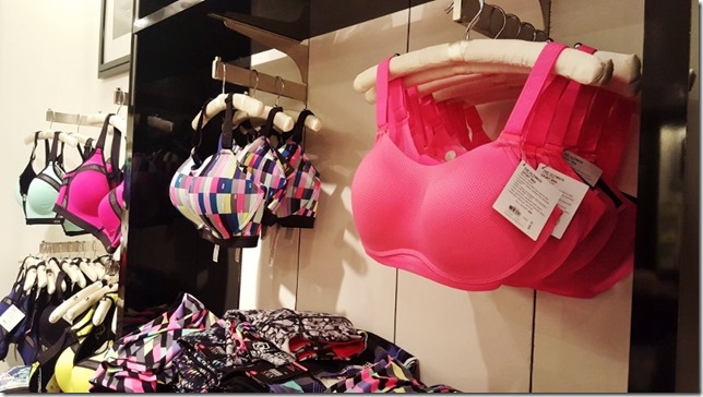 victorias secret sportsbra review blog 9 (800x450)