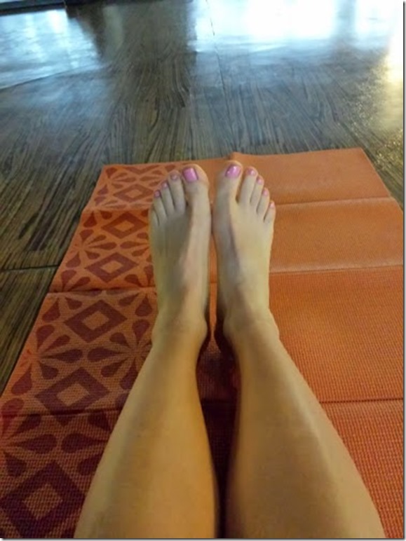 yoga toes (376x502)