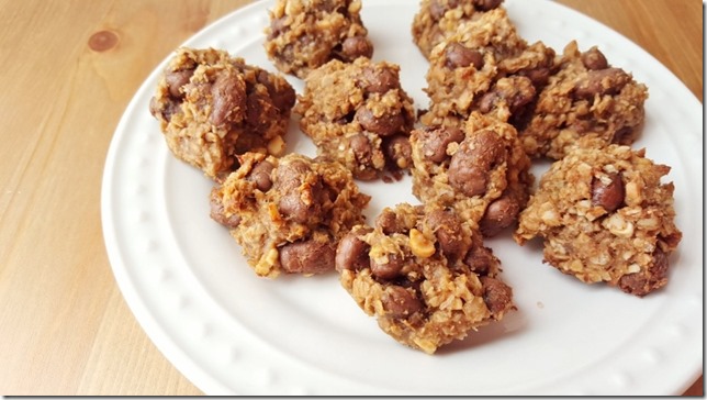 3 ingredient pb cookies (800x450)