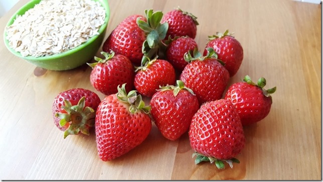 chocolate covered strawberry oatmeal recipe (800x450)