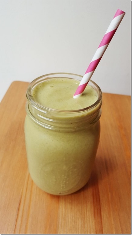 green smoothie with protein powder (450x800)