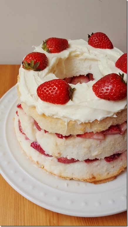 strawberries and cream cake recipe 8 (450x800)