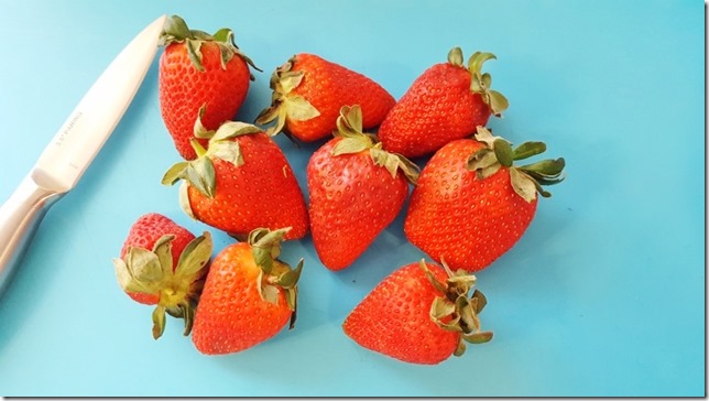 strawberry eat clean snack (450x800)