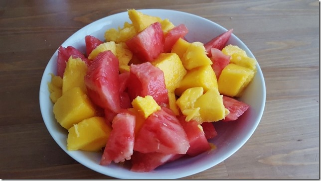 mangos and watermelon (800x450)
