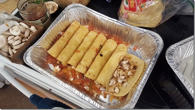 chicken enchiladas (800x450)