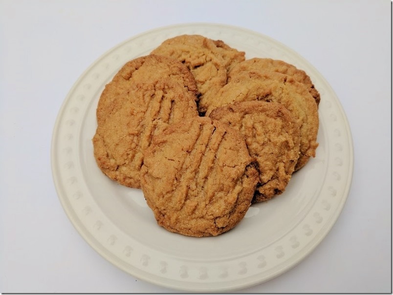 easy peanut butter cookies (800x600)