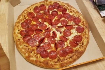 Eat Pizza When It’s Hot and Fresh Eat Pizza When It’s Hot and Fresh