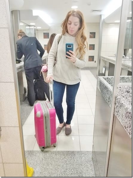 travel selfie (441x588)