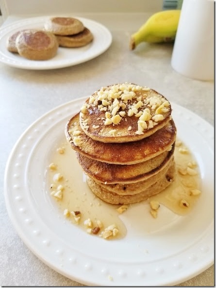 3 ingredient banana pancakes recipe 17 (441x588)