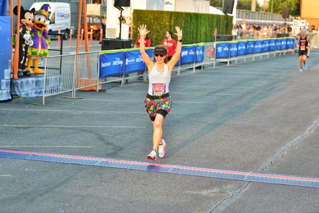  Disneyland Half Marathon Race Running Costume Finish Line